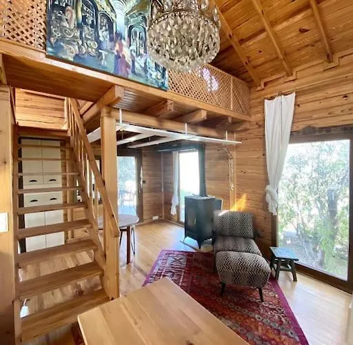 Artistic 1-Bedroom Cabin With Indoor Fireplace Bodrum