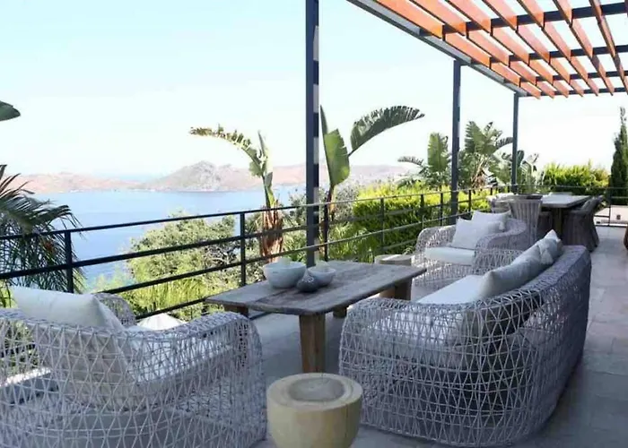 Pet friendly 6 Bedroom Luxury Mansion In Yalikavak With Stunning Sea View Spacious Garden