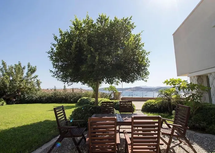 Glamorous Villa With A Pool And Panoramic Sea View Bodrum che accetta animali