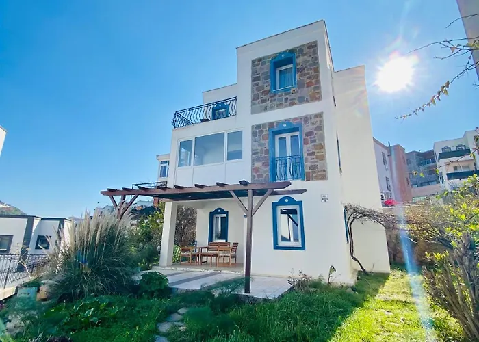 Huisdiervriedelijke A Triplex With All Rooms Overlooking The Sea Bodrum