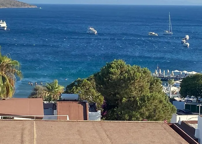 Bodrum Bitez,De Oezel Plaj ,Denize Ikinci Sira Villa
