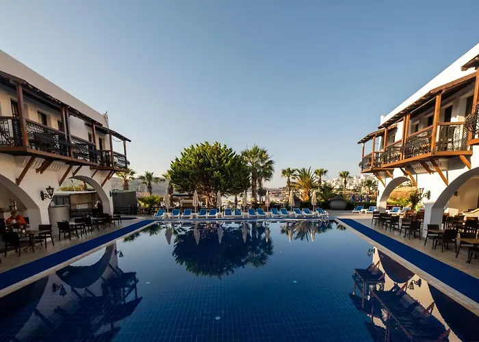 Costa Bitezhan Beach Hotel