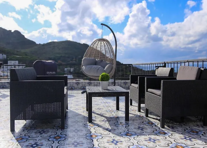 Panoramik Manzara Terasli Villa Bodrum