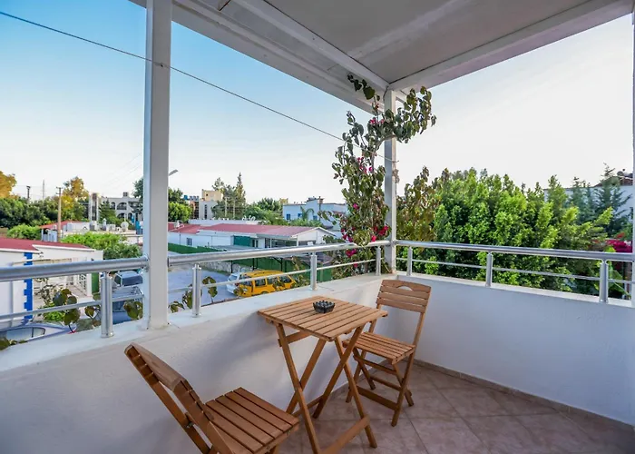 Yalıyanı Motel Restaurant Yalıçiftlik