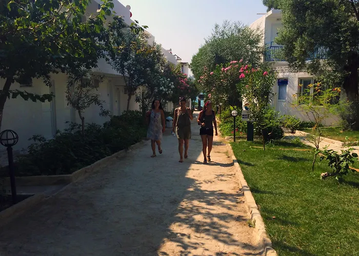 Marvel Beach Hotel Güvercinlik